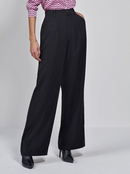 Calça Pantalona Preta de Alfaiataria Timotea