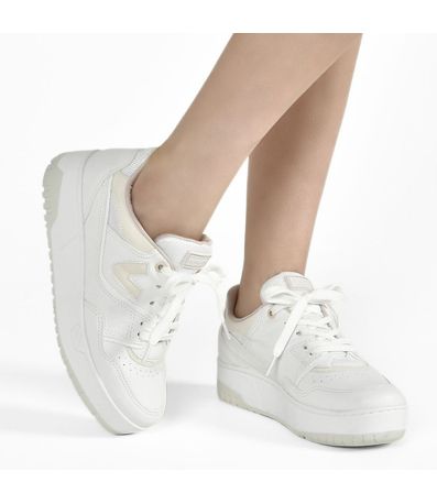 Tênis Feminino Casual Recortes Logo Via Marte Branco