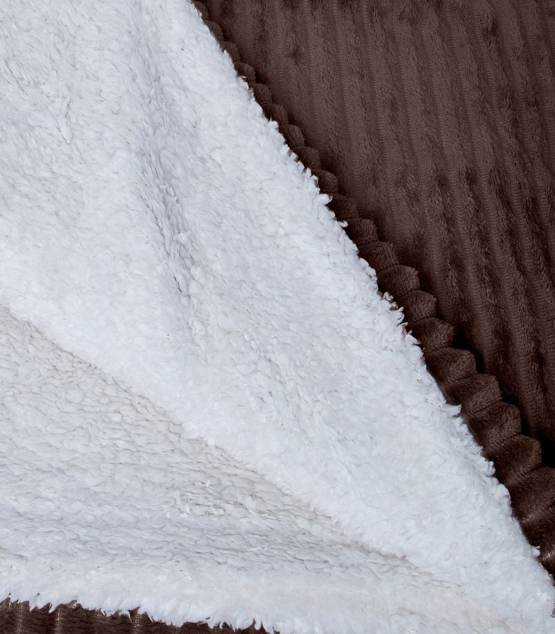 KIT57151088-766-02.jpg