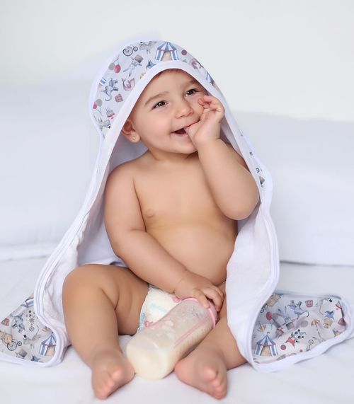 Toalha Com Capuz Bebê Vivaldi Bege