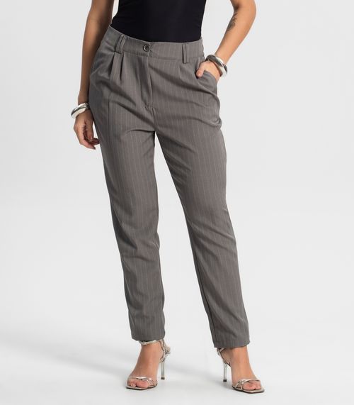 Calça Alfaiataria Cenoura De Risca Giz Style Box Cinza