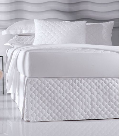 Saia Box Petit Poa Queen Altenburg Branco