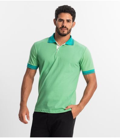 Polos Básicas Com Detalhe Na Gola Verde