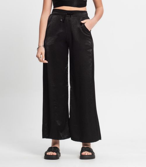 Calça Juvenil Feminina Em Viscopoly Glow Minty Preto