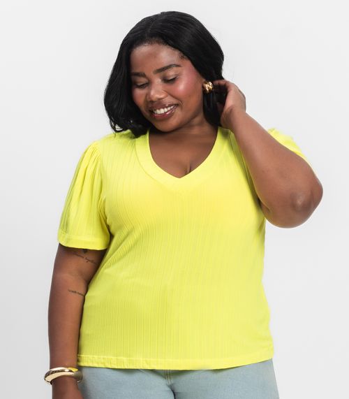 Blusa Canelada Plus Infinita Cor Limao