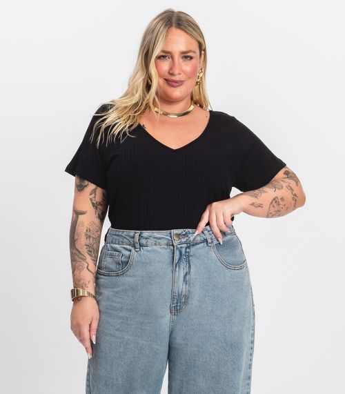 Blusa Feminina Plus Size da Infinita Cor Preto