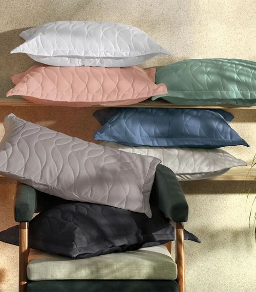 Porta Travesseiro Toque Acetinado Altenburg Preto