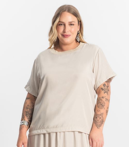 Blusa Acetinada Plus Size Secret Glam Bege