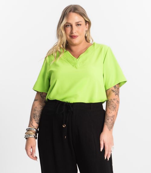 Blusa Manga Curta Plus Size Secret Glam Verde