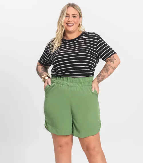Shorts Curto Plus Size Secret Glam Verde