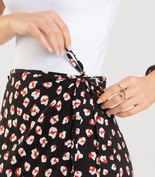 Saia Midi Transpassada Estampada Dianna Preto