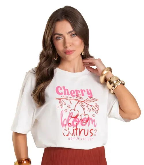 T- Shirt Feminina Oversized Dianna Bege