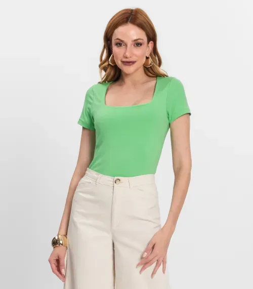 Blusa Feminina Decote Quadrado Manga Curta Endless Verde