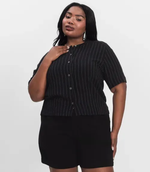 Camisa Manga Curta Plus Size Secret Glam Preto