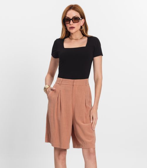 Bemuda Feminina Em Linho Com Bolsos Endless Marrom