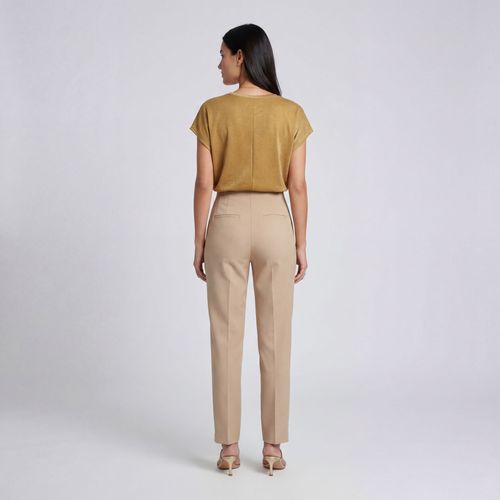 Blusa Feminina Manga Cavada Infinita Cor Marrom