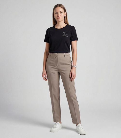 Blusa Feminina Manga Curta Infinita Cor Preto