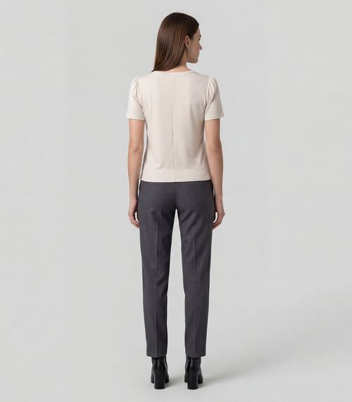 Blusa Feminina Em Visco Tricot Infinita Cor Bege