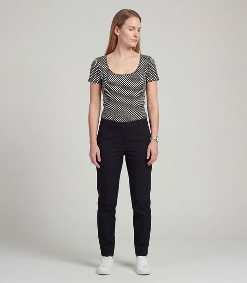 Blusa Feminina em Malha Visco Infinita Cor Preto