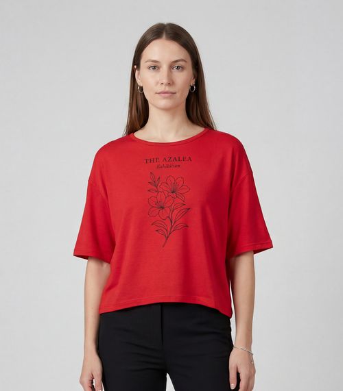 Blusa Feminina Com Estampa Localizada Infinita Cor Vermelho