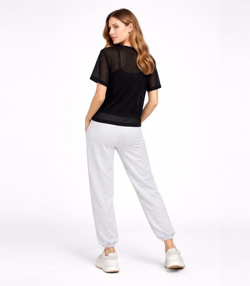 Blusa Feminina Básica Com Tecido Liso Infinita Cor Preto