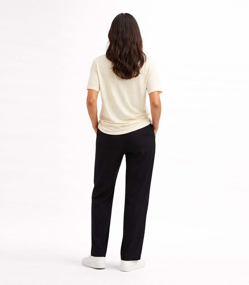 Camiseta Feminina Básica Infinita Cor Bege