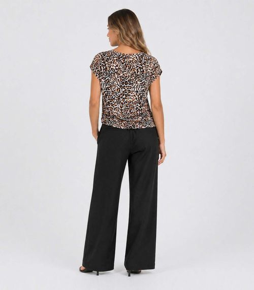 Blusa Feminina em Malha Visco Infinita Cor Bege